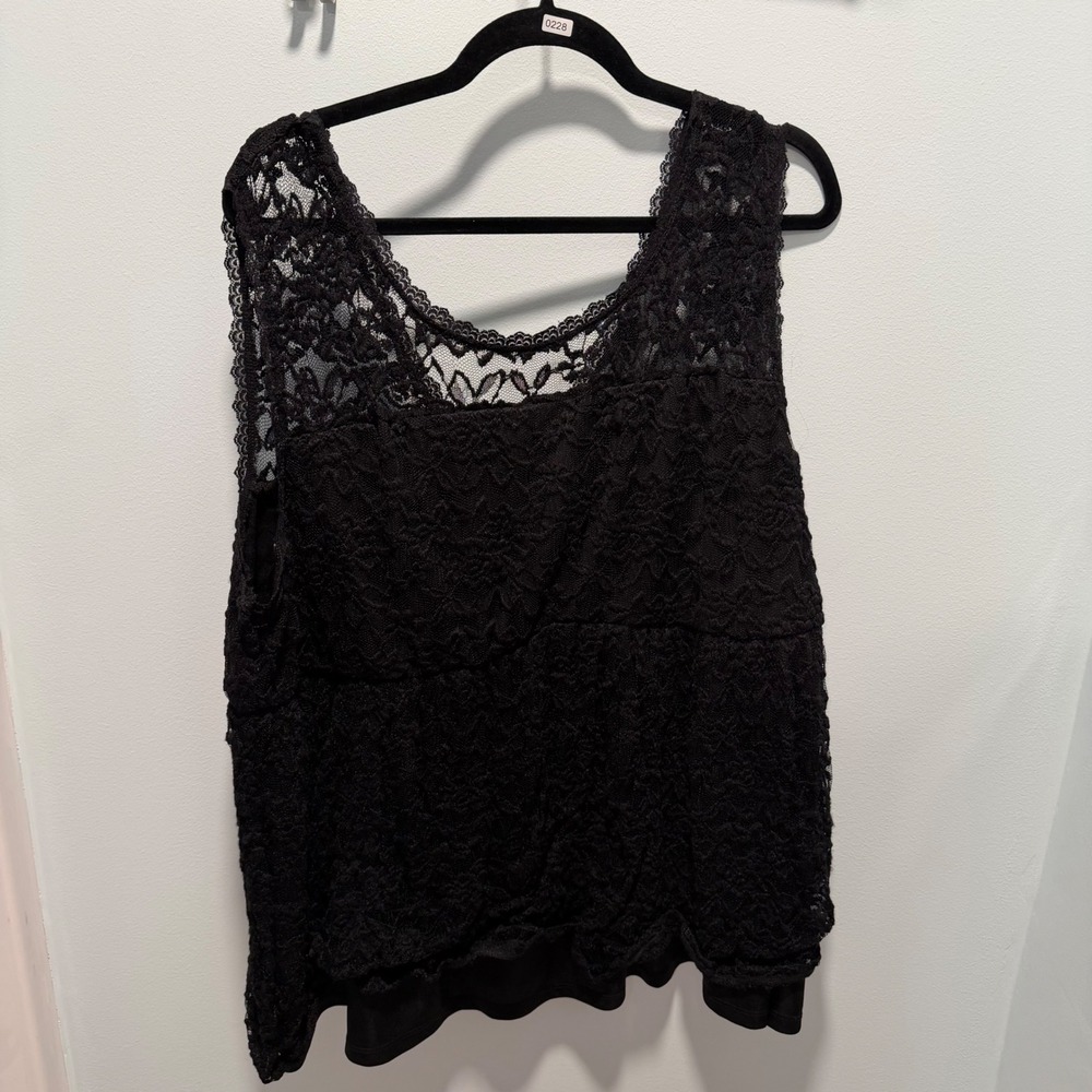 Torrid Lace Tank Top Black 2 2X Boho Floral Sleeveless Blouse Evening Work